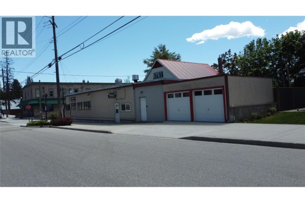 1999 Second Avenue, Rossland, BC, photo 3