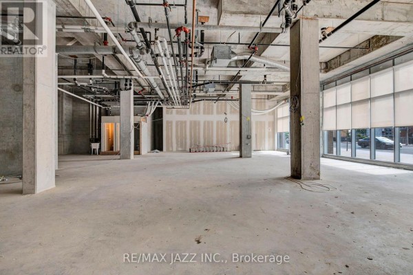 1a - 100 Bond Street E, Oshawa, ON, photo 2