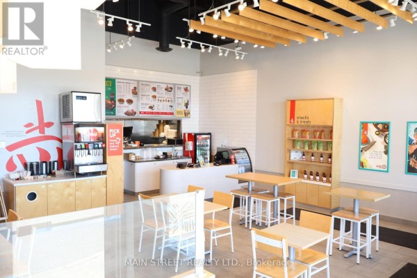 1a - 18040 Yonge Street, Newmarket, ON L3Y8S4 Photo 5