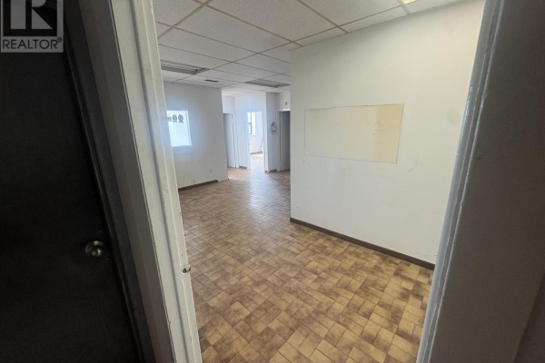 1a - 190 Waterloo Street, Oshawa, ON, photo 3