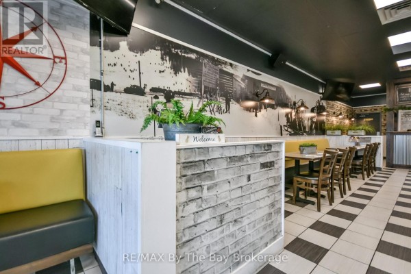 1b - 115 First Street, Collingwood, ON, photo 2