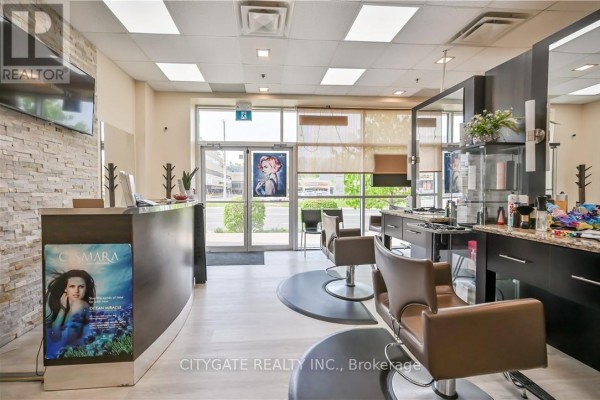 1b - 1686 Main Street W, Hamilton, ON, photo 2