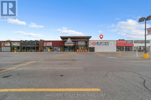 1b - 18075 Yonge Street, Newmarket, ON L3Y8W3 Photo 3