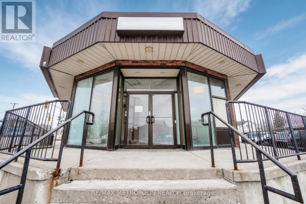 1b - 21 Essa Road, Barrie, ON L4N3K4 Photo 4