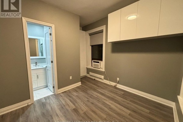 1b - 271 Dunn Avenue, Toronto, ON M6K1L9 Photo 5