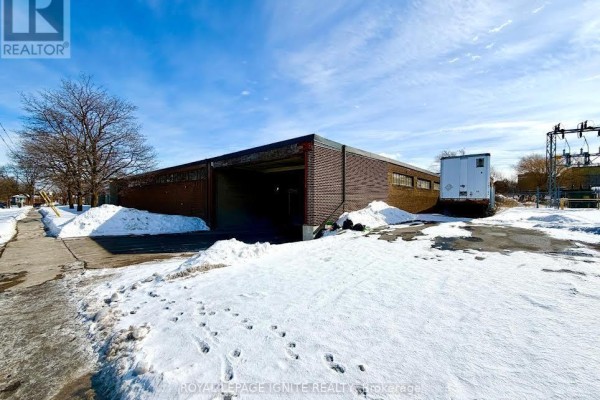 1b - 5 Racine Road, Toronto, ON M9W2Z2 Photo 3