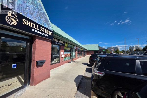 1b - Lower - 1102 Centre Street, Vaughan, ON L4J3M8 Photo 2