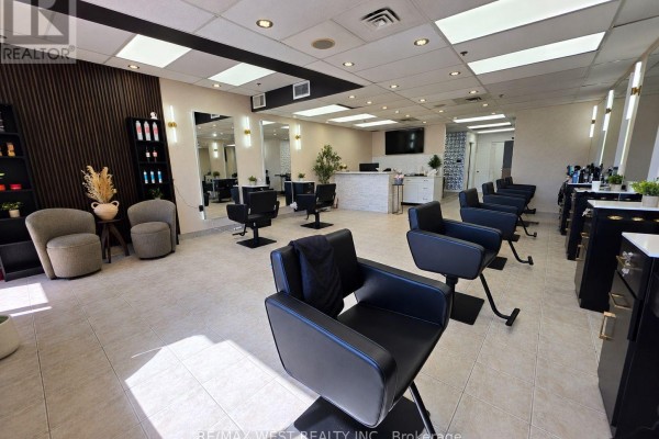 1b - Lower - 1102 Centre Street, Vaughan, ON L4J3M8 Photo 3