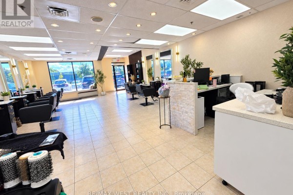 1b - Lower - 1102 Centre Street, Vaughan, ON L4J3M8 Photo 4