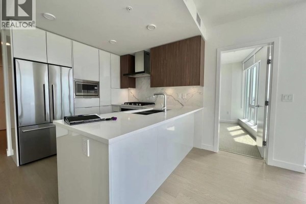 1xx3 7769 Park Crescent, Burnaby, BC V3N0J7 Photo 2