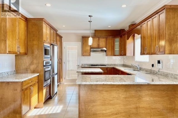 1xx9 Sperling Avenue, Burnaby, BC V5B4J8 Photo 3