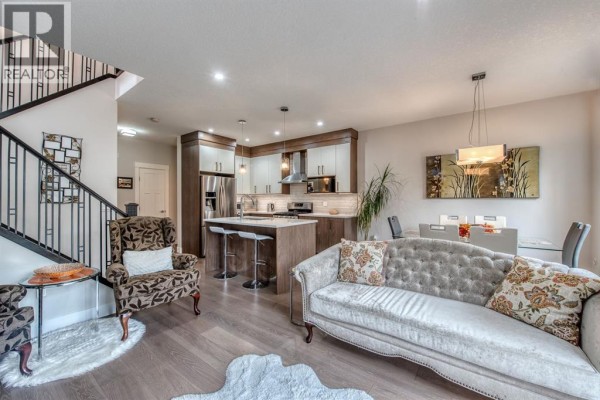 Kitchen - 2, 1936 26 Street Sw, Calgary, AB T3E2A1 Photo 2