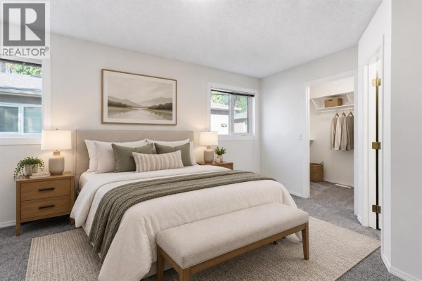 2pc Bathroom - 2, 2132 35 Avenue Sw, Calgary, AB T2T2E3 Photo 4