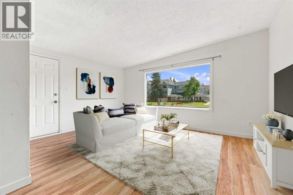 Primary Bedroom - 2, 7734 Bowness Road Nw, Calgary, AB T3B0H1 Photo 4
