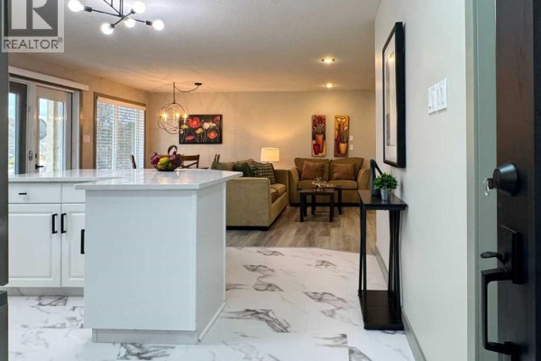4pc Bathroom - 2 (b), 398 Canyon Boulevard, Lethbridge, AB T1K6V2 Photo 2