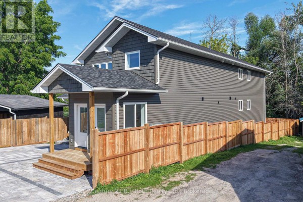 2 (upper) - 165 Barrie Road, Orillia, ON, photo 2