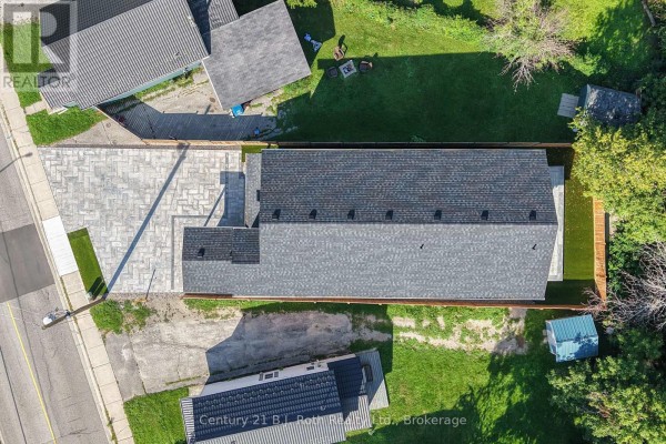 2 (upper) - 165 Barrie Road, Orillia, ON, photo 3