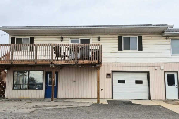 Kitchen - 2 - 1024 Division Street, Cobourg, ON K9A5Y5 Photo 2