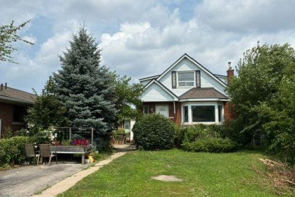2 - 1031 Fennell Avenue E, Hamilton