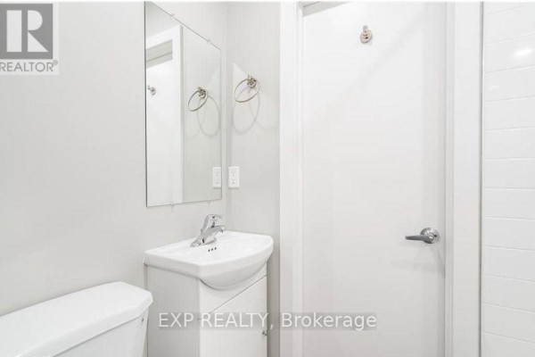 2 - 104 Wellington Street N, Hamilton, ON L8R1N3 Photo 4