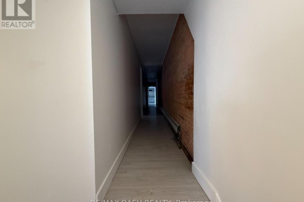 2 - 1303 Bloor Street W, Toronto, ON M6H1P1 Photo 5