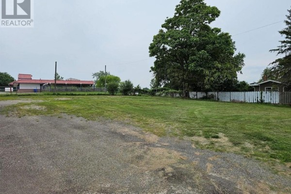 2 - 1324 Colborne Street E, Brantford, ON, photo 3