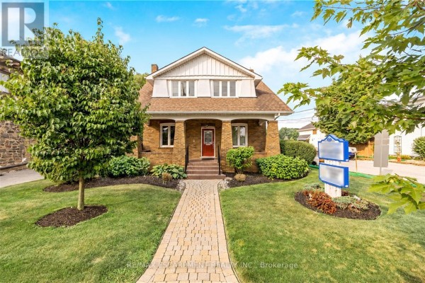 2 - 142 Martin Street, Milton, ON L9T2R2 Photo 2