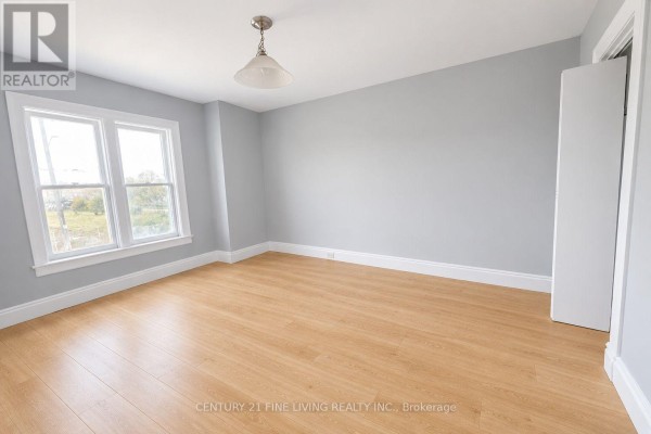2 - 146 Bradford Street, Barrie