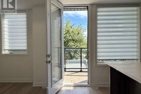 2 - 1475 O'connor Drive, Toronto, ON M4B0A7 Photo 4