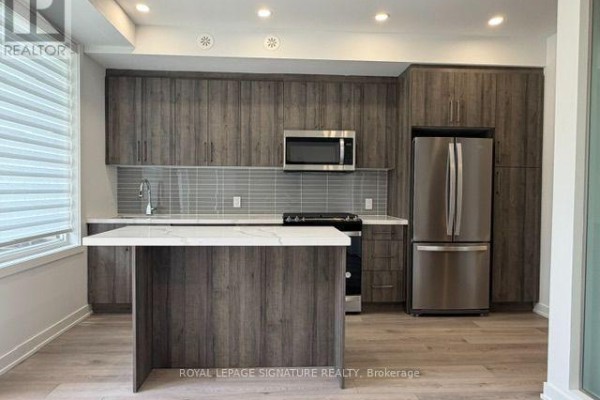 2 - 1475 O'connor Drive, Toronto, ON M4B0A7 Photo 5