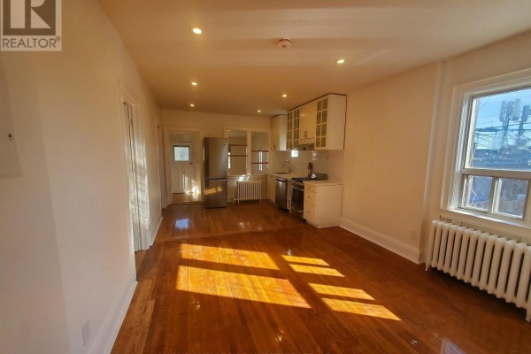 2 - 15 Alberta Avenue, Toronto, ON M6H2R5 Photo 4
