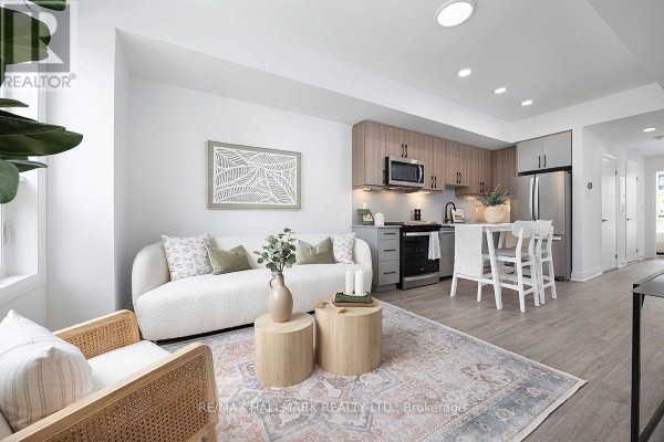 2 - 15 Brenthall Avenue W, Toronto, ON M2R0B3 Photo 4
