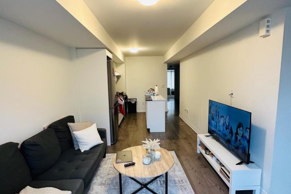 2 - 159 William Duncan Road, Toronto, ON M3K0B7 Photo 4
