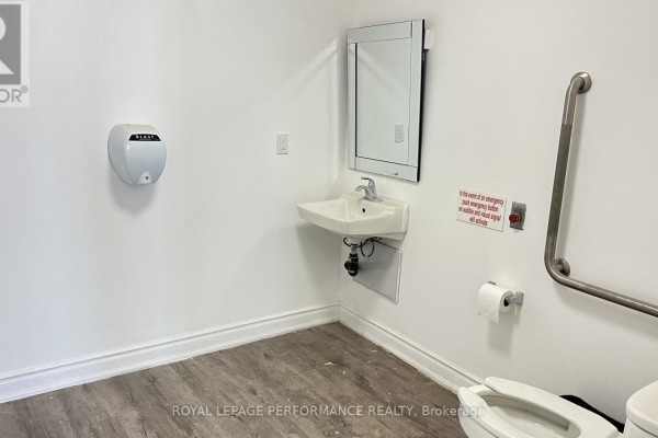 2 - 1618 Michael Street, Ottawa, ON K1B3T7 Photo 5