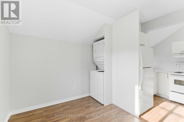 2 - 2 Windsor Street, Hamilton, ON, photo 3