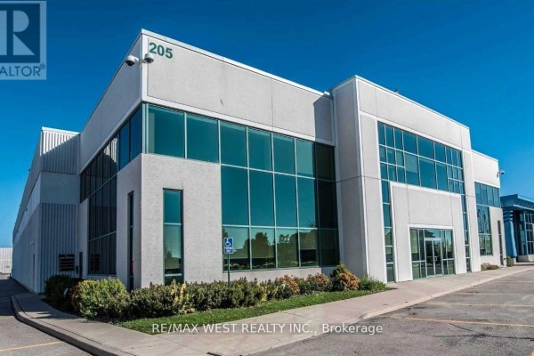 Commercial for rent at 2 - 205 Export Boulevard, Mississauga, ON - MLS® VTFlPH