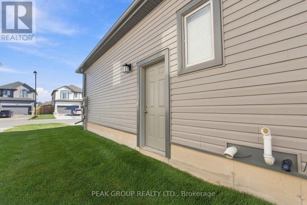 2 - 21 Barker Parkway, Thorold, ON L2V0B7 Photo 2
