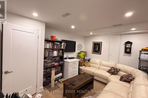 2 - 216 Ravenbury Drive, Hamilton, ON L8W2J1 Photo 5