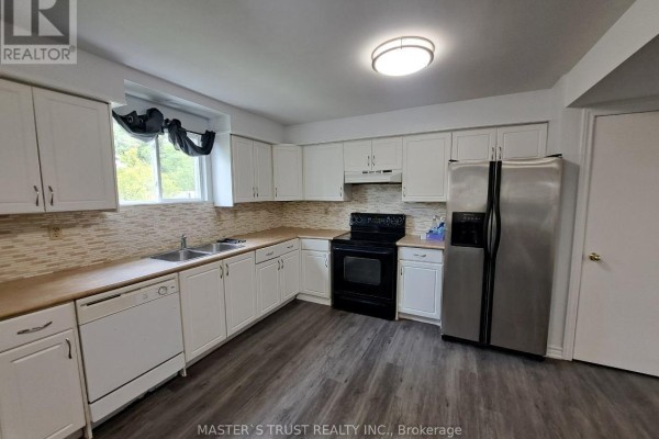 2 - 22 Brennan Avenue, Barrie, ON, photo 3