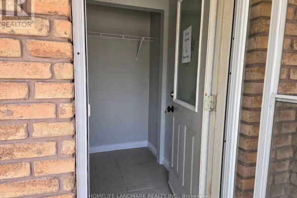 2 - 22 Centre Street, Aurora, ON, photo 3