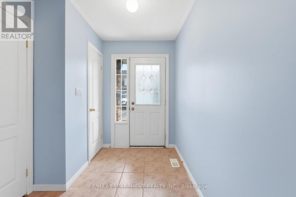 2 - 222 Fellowes Crescent, Hamilton, ON, photo 3