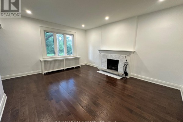 2 - 229 Manor Road E, Toronto, ON, photo 3