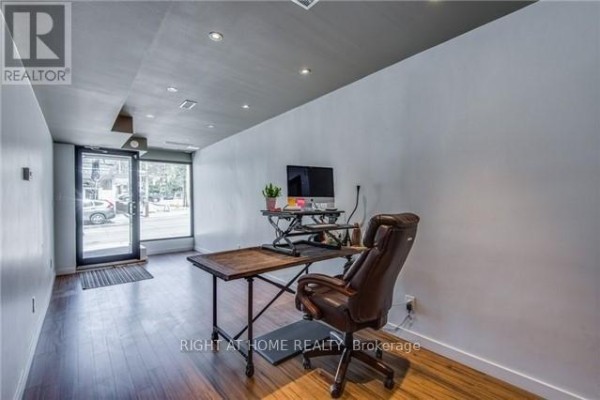 2 - 2359 Queen Street E, Toronto, ON M4E1H2 Photo 3