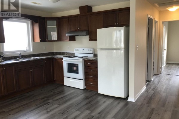 2 - 27 Nassau Street, Oshawa, ON L1J4A3 Photo 5