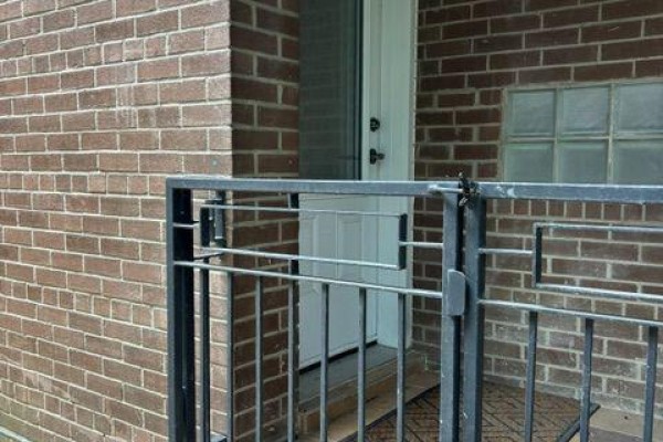 2 - 28 Purdon Drive, Toronto, ON M3H4X1 Photo 3