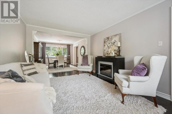 Kitchen - 2 - 30 Green Valley Drive, Kitchener, ON N2P1G8 Photo 5