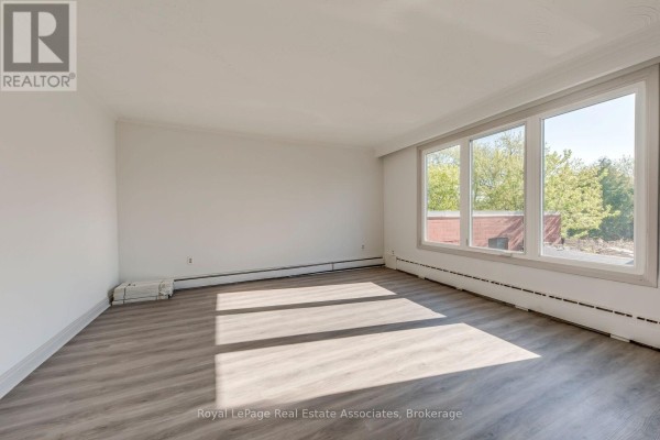 Bedroom 2 - 2 - 362 Royal York Road, Toronto, ON M8Y2R2 Photo 5