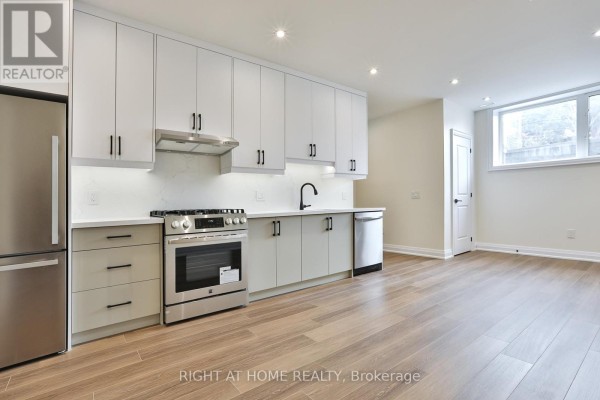 2 - 39 Fifteenth Street, Toronto, ON M8V3J3 Photo 4