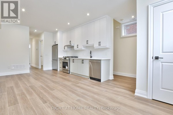 2 - 39 Fifteenth Street, Toronto, ON M8V3J3 Photo 5