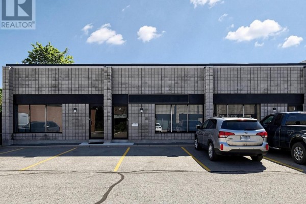 2 - 4 Vata Court, Aurora, ON L4G4B6 Photo 2